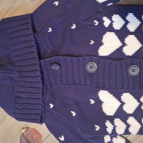 Old Navy Sweater - Picture 5 of 7
